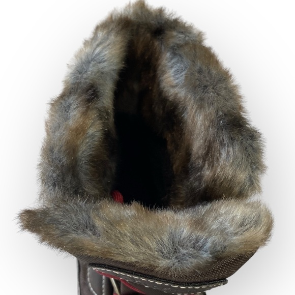 Skechers Women's Woodland Snow Boot Faux Fur Lined Lace Up Size 6 Light wear. - Picture 4 of 10